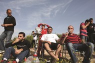Κάντε ποδόσφαιρο, όχι πόλεµο! Συνέντευξη του Γκαντ Σάλνερ στον Θάνο Σαρρή